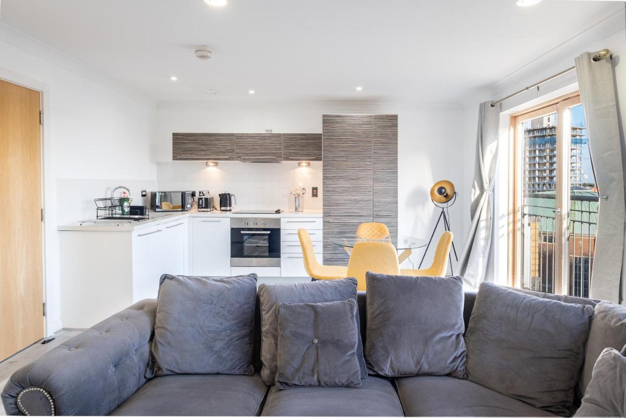 Ebra Stays - Luxury 2 Bedroom Apartment - Birmingham Kültér fotó